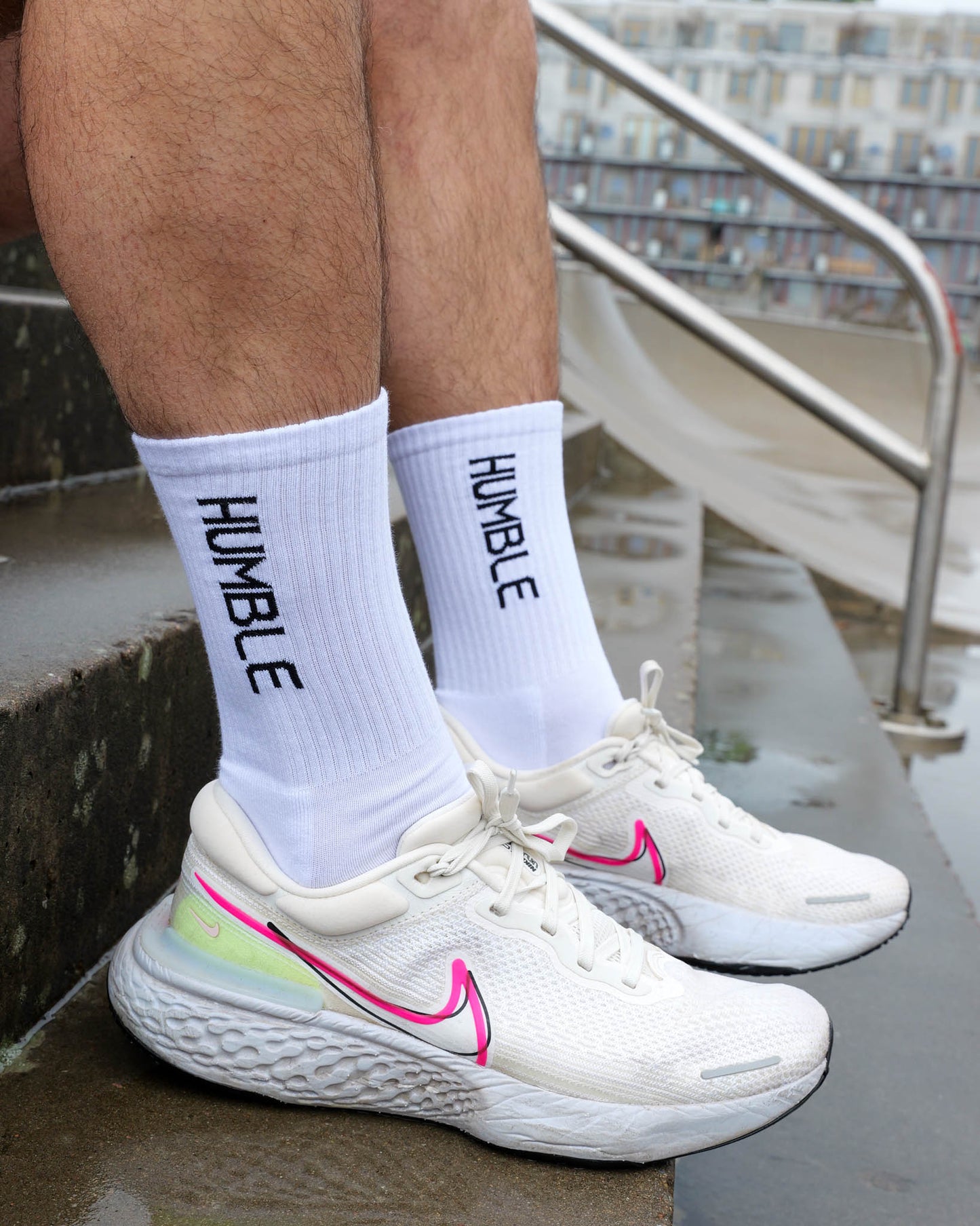 Solid Socks för dam och herr som är skapade av högkvalitativa tyger från Portugal